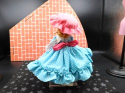 ma miss muffet blue back